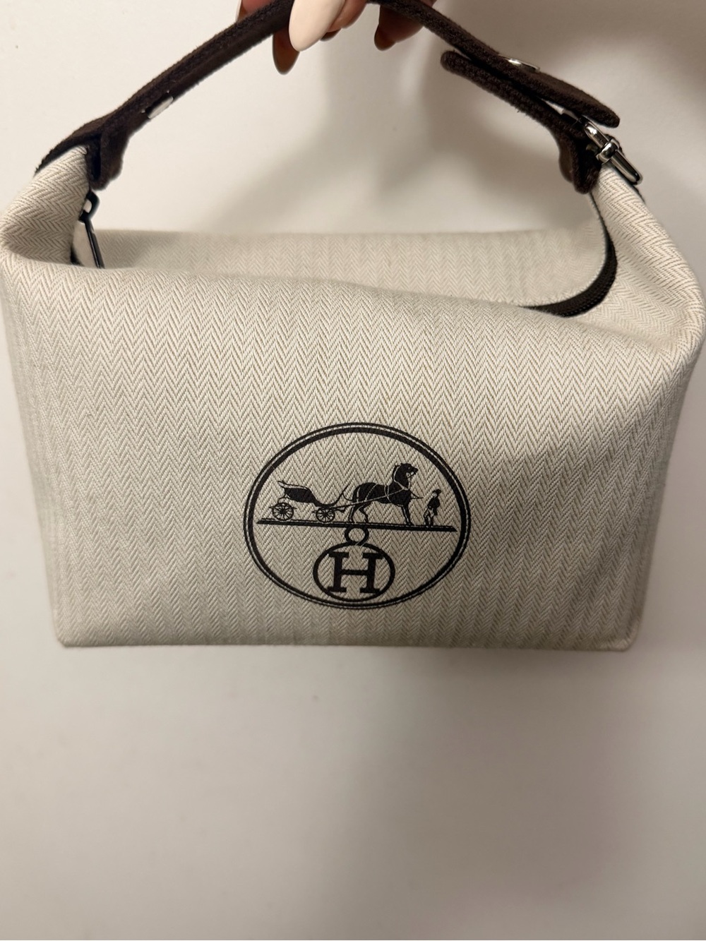 Custom Hermes women’s Bag in Beige with Dark Brown Trim. Authentic dust bag - Picture 1 of 5